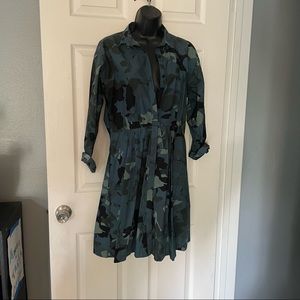 3 for $15 Gap camo printed shirt dress - size 6